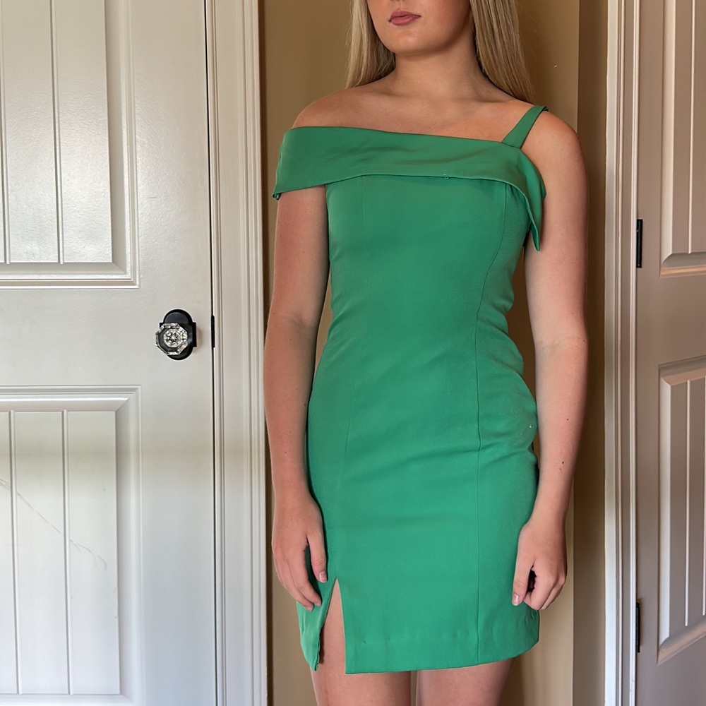 NWT!!! REVOLVE NBD GREEN DRESS!!! 💚
